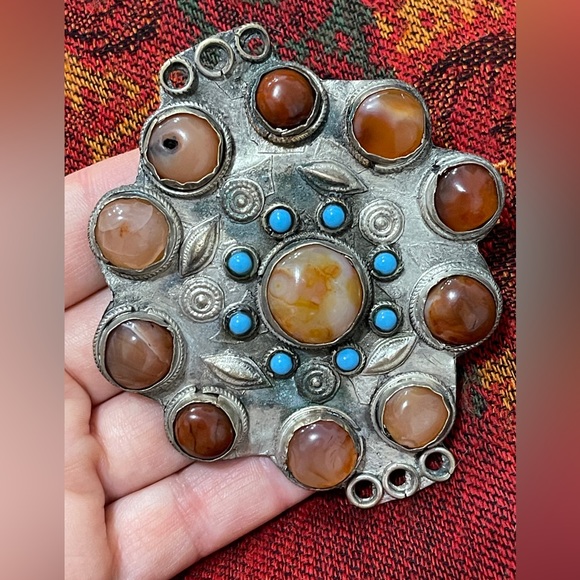 Antique Chinese Tibetan Silver Copper
Carnelian Cabochon Turquoise Trinket broch - Picture 1 of 8